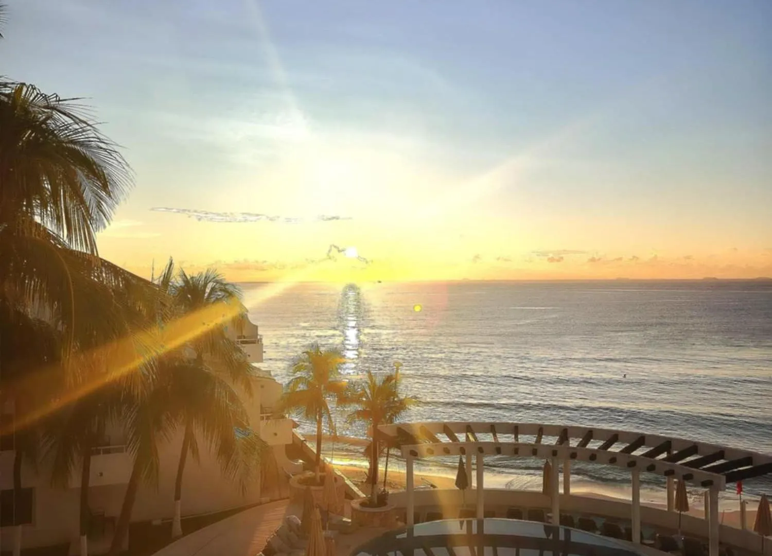 Sunset Fishermen Beach & Spa Resort 신데 델 카르멘